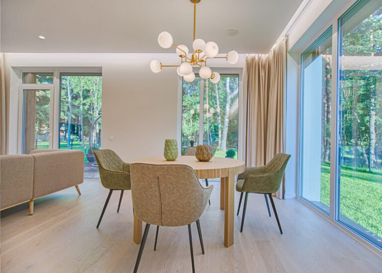 Homestaging Starnberg elegantes, lichtdurchflutetes Wohnzimmer